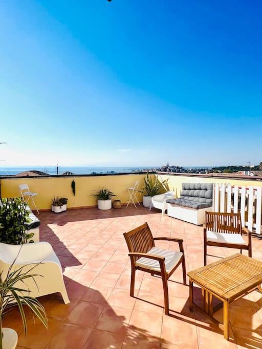 Апартаменты Castello Attic Sunset Terrace Кальяри Экстерьер фото